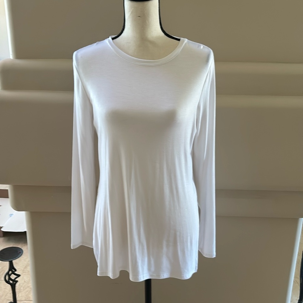 Athleta CYA Long Sleeve Tee. White. Size Small. New.